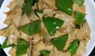 干豆腐炒辣椒的家常做法 尖椒干豆腐做法